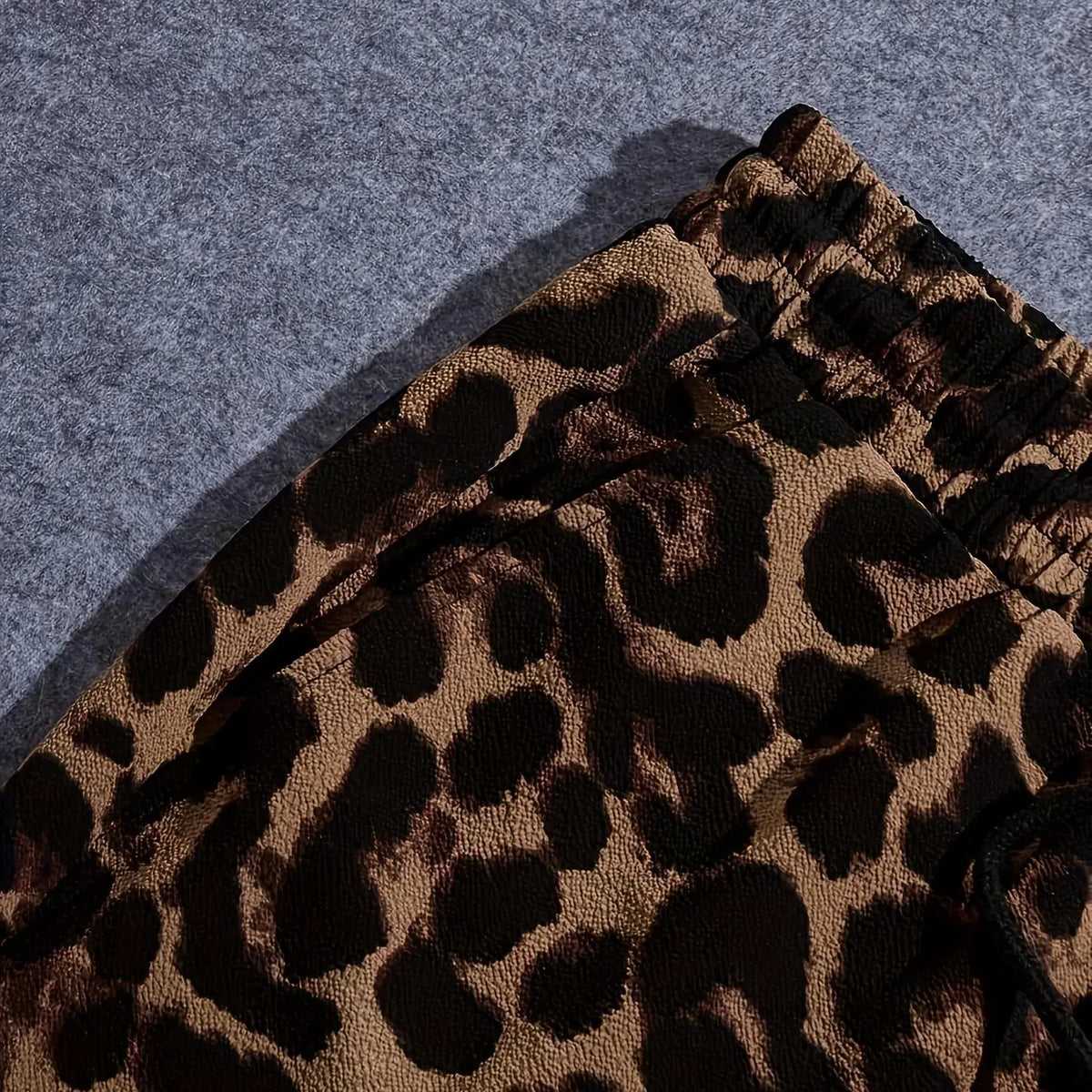Men's Regular Fit Leopard Print French Terry Shorts, Casual Comfy Breathable Loungewear Shorts for Summer, Men's Bottoms for Daily Wear Menswear Shorts Pajamas